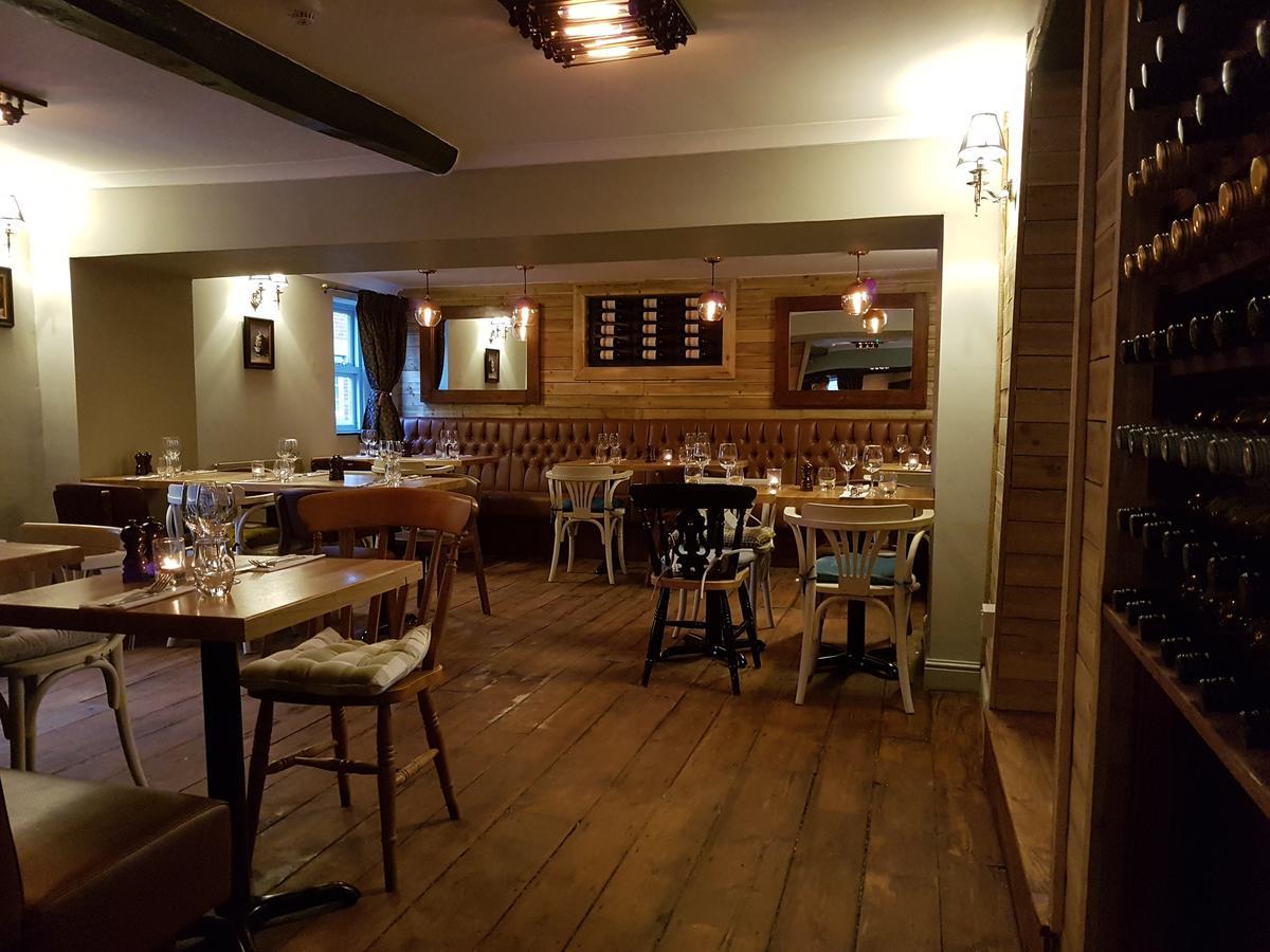 The Angel Inn Warminster Eksteriør bilde